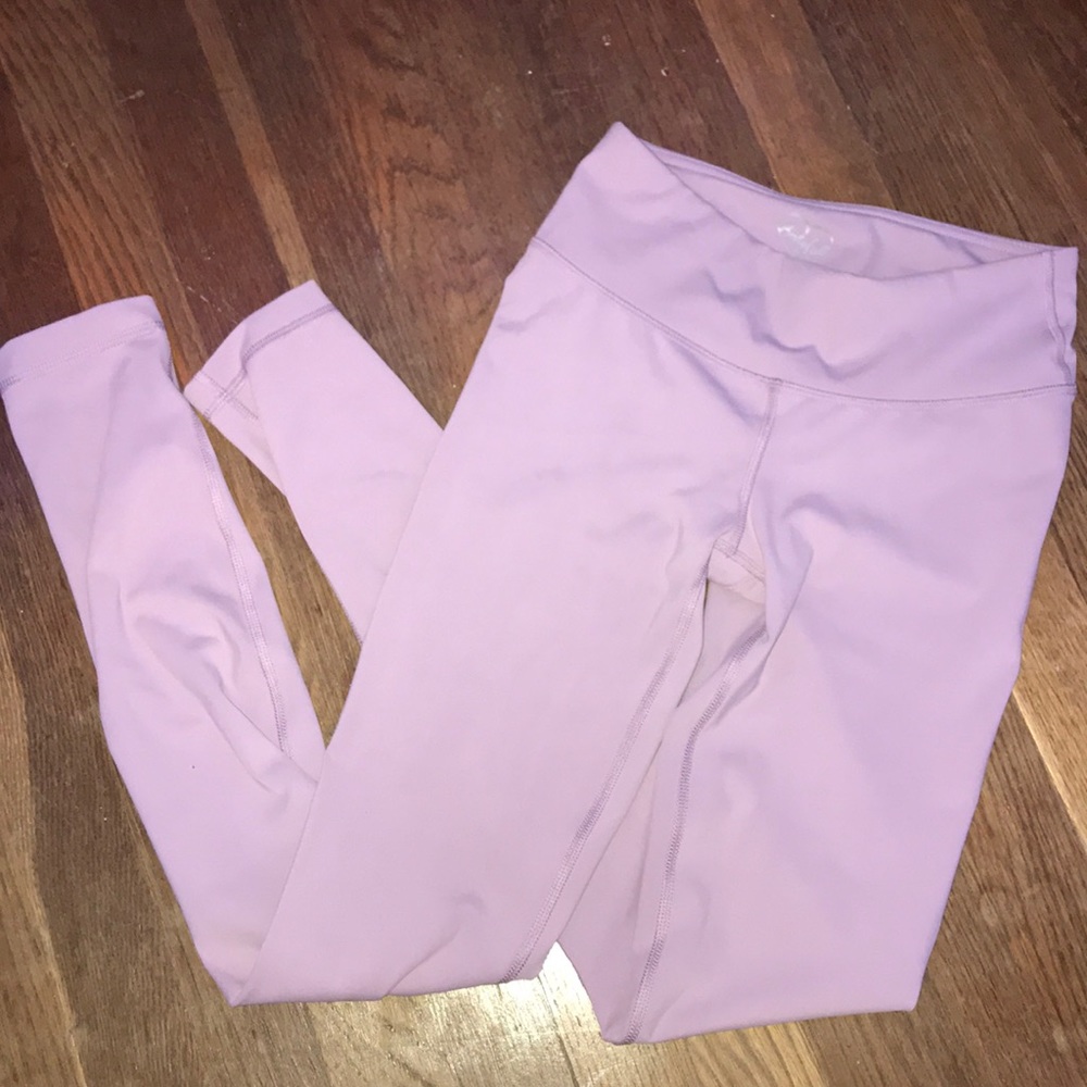 athletic leggings